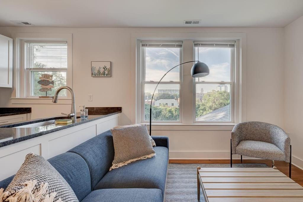Ferienwohnung Greatly Located And Elegant 1Br With Parking Durham Exterior foto