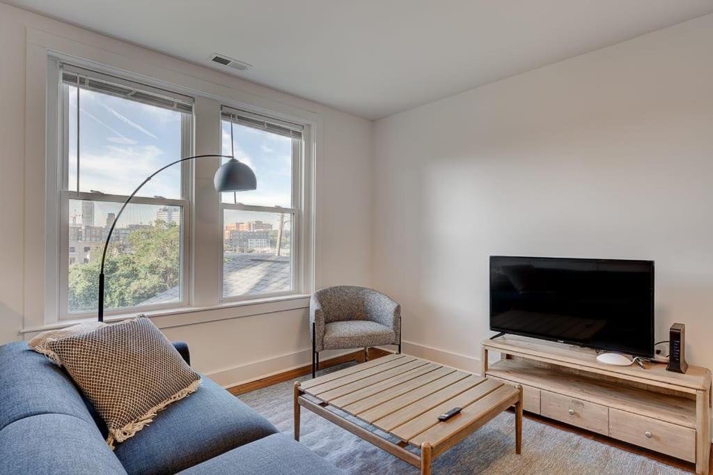 Ferienwohnung Greatly Located And Elegant 1Br With Parking Durham Exterior foto